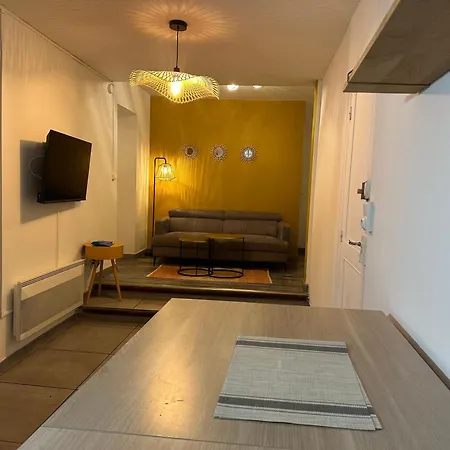 Pi N1 - - Place Parking Republique Inclus & Wifi * Perpignan