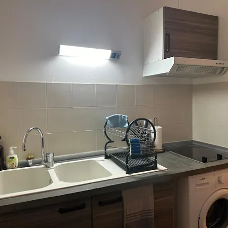 Pi N1 - - Place Parking Republique Inclus & Wifi Appartement