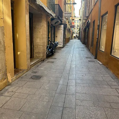 Pi N1 - - Place Parking Republique Inclus & Wifi Appartement