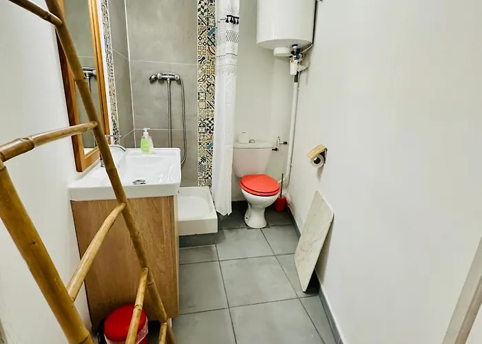 Pi N1 - - Place Parking Republique Inclus & Wifi Perpignan