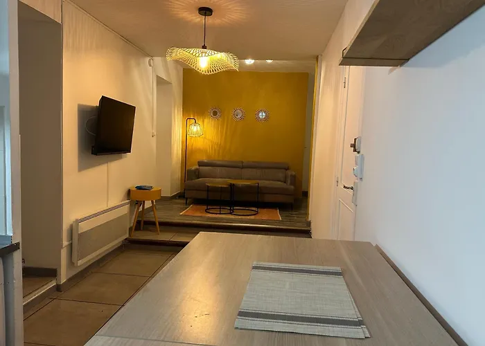 Pi N1 - - Place Parking Republique Inclus & Wifi * Perpignan